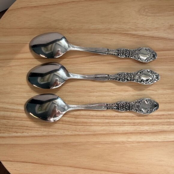 Vtg International INS154  3 Serving Spoons Solid Roses Stainless Flatware 8" - Picture 8 of 11